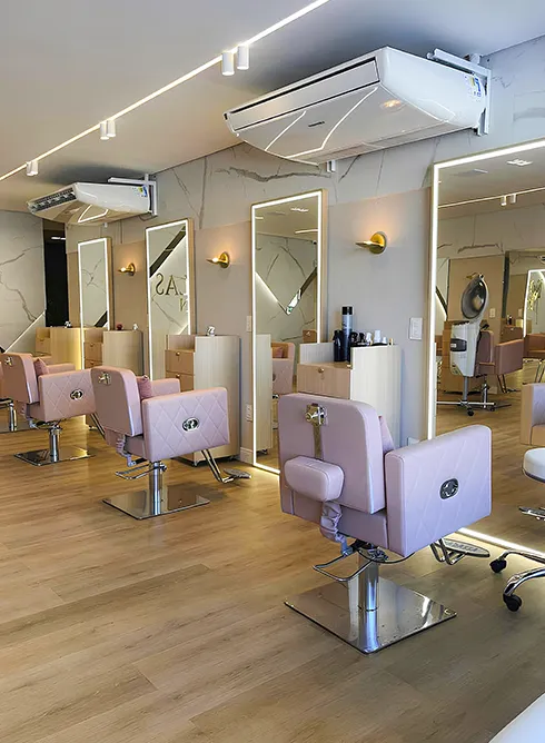 Della’s Maison Salon